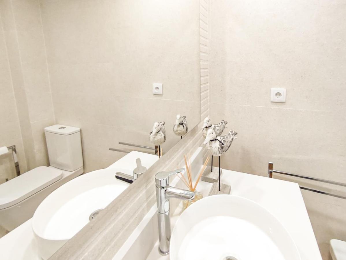 Apartamento Gomes -Free Airco, Wiffi & Swimming Pool- By Bedzy Porches  Exterior photo