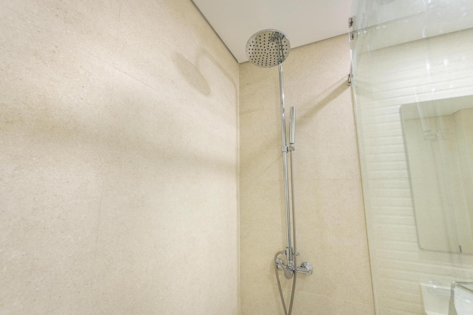 Apartamento Gomes -Free Airco, Wiffi & Swimming Pool- By Bedzy Porches  Exterior photo